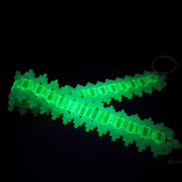 Handwoven UG Bead Bracelet - Picture 1 of 11